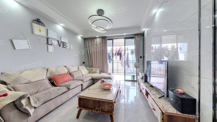 宏新蜜糖小城二手房实景图