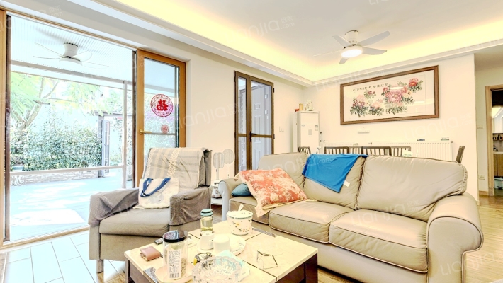 保利石象湖国际乡村俱乐部二手房实景图