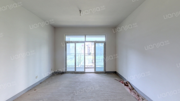 山水蓝庭二手房实景图