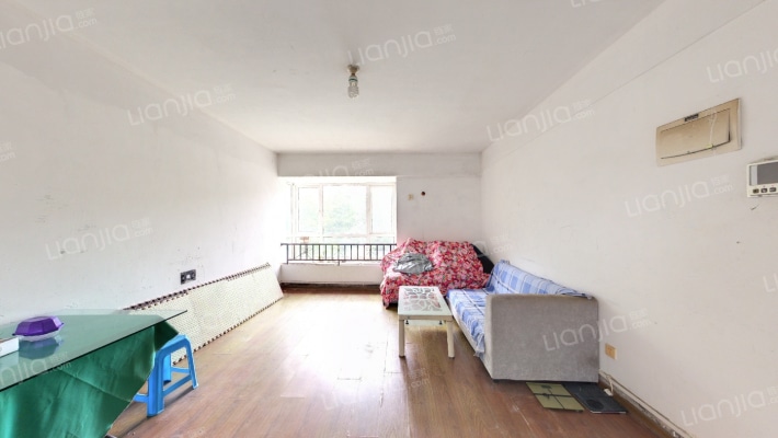 新莲花新龙山花园二手房实景图