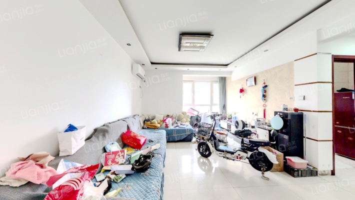 亲亲小镇南区二手房实景图