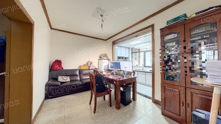 川大新南村二手房实景图