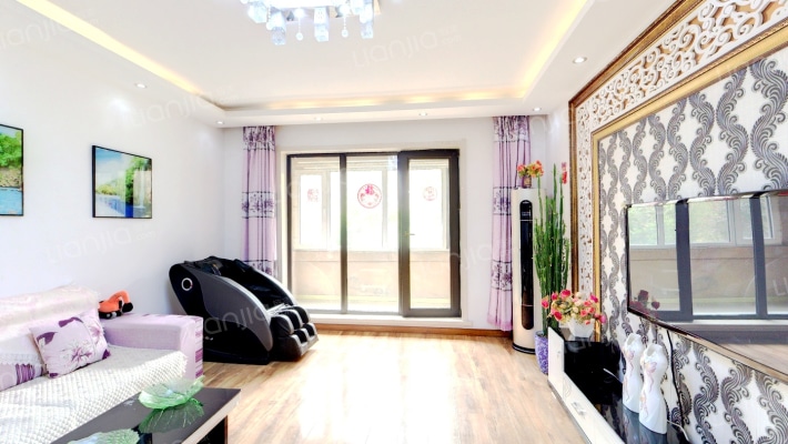 地恒托斯卡纳二期二手房实景图