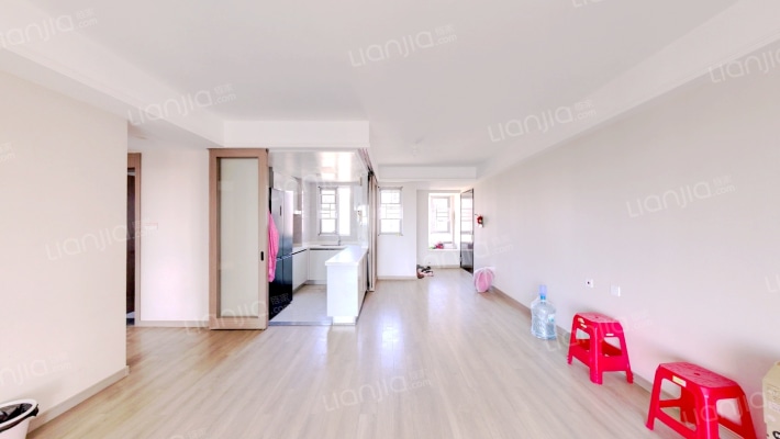 万科江右东方二手房实景图