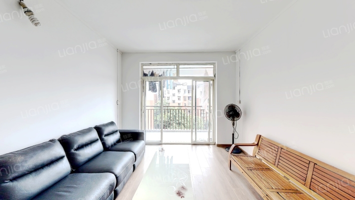 港兴小区二手房实景图