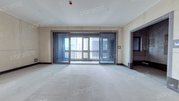 保利阅江台二手房实景图