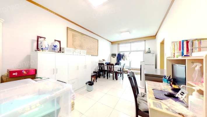 青教花园一期二手房实景图