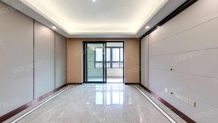 世茂璀璨滨江二手房实景图