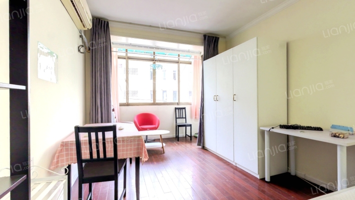 中园小区二手房实景图