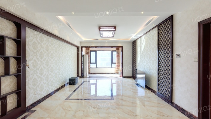 联发滨海琴墅二手房实景图