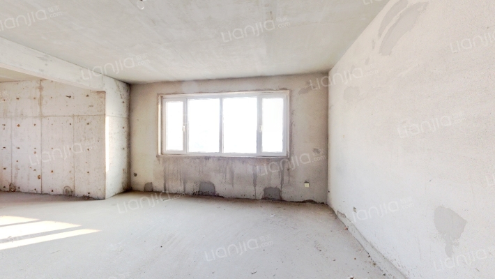 健成水漾花城二手房实景图