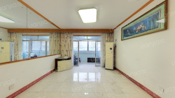 阳光花园二手房实景图