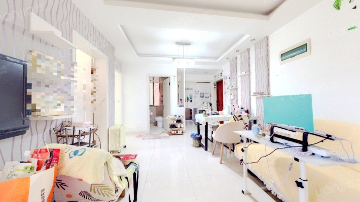 沁怡家园二手房实景图