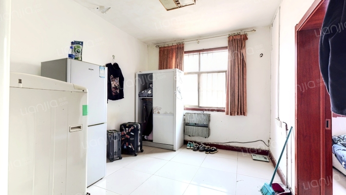 伏牛路62号院二手房实景图