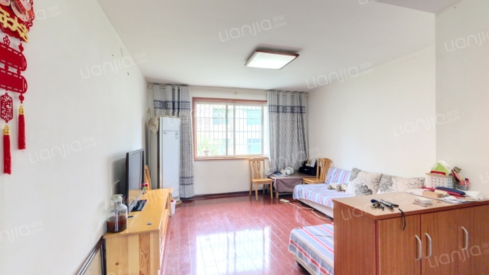 新诚小区二手房实景图