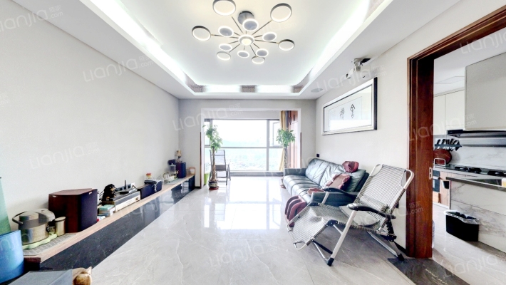 百合园二手房实景图