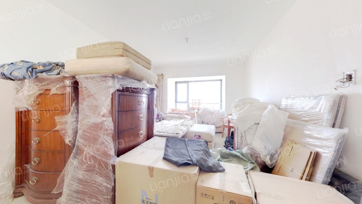 万海华府南苑二手房实景图