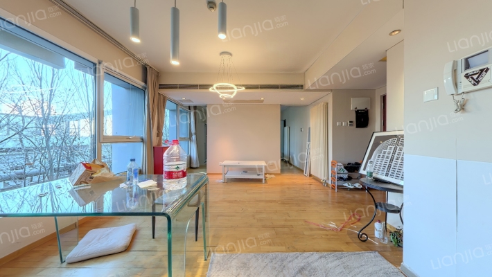 华贸公寓二手房实景图