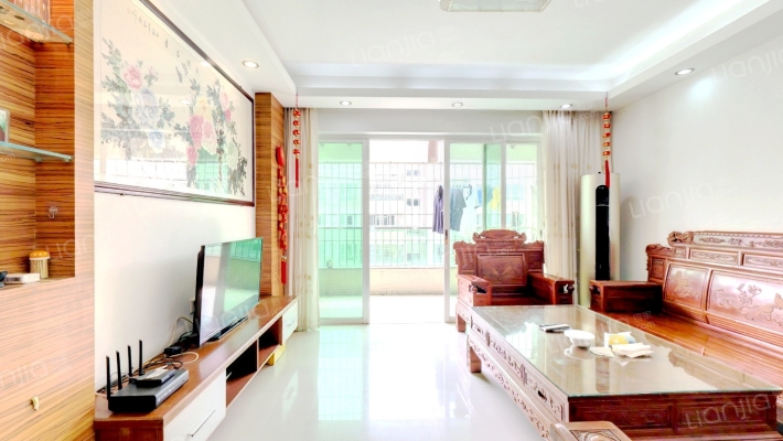 逸翠华庭二期二手房实景图