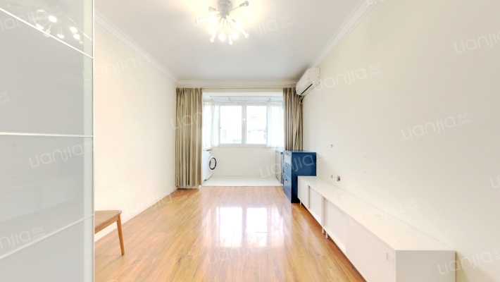 华龙新苑小区二手房实景图