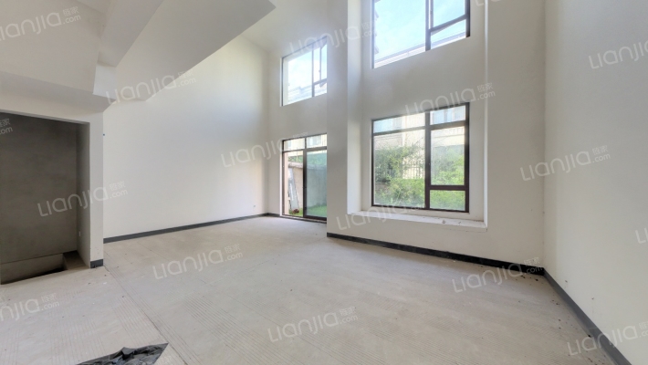 龙湖西宸原著二三组团二手房实景图