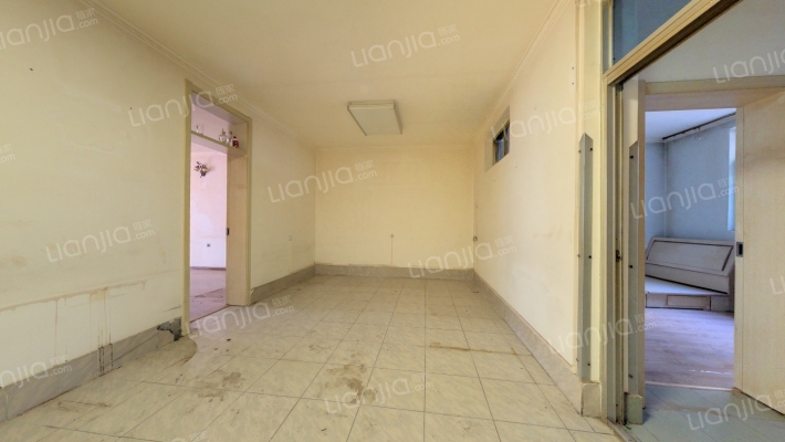 中通二局南院二手房实景图