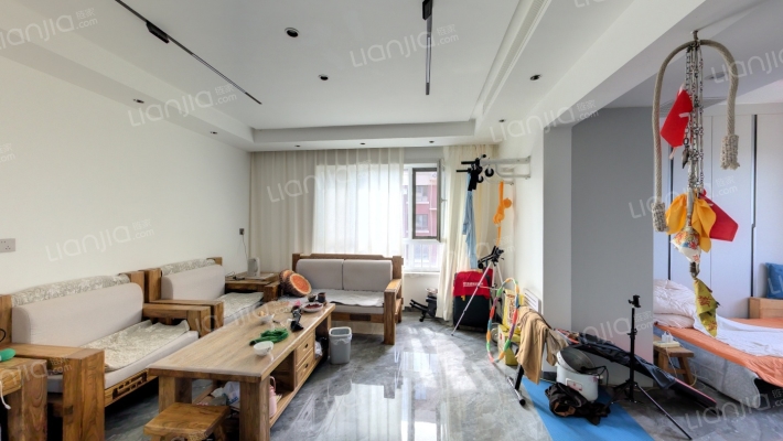 润景朗琴湾二手房实景图
