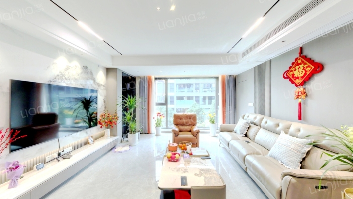 美的云来二手房实景图