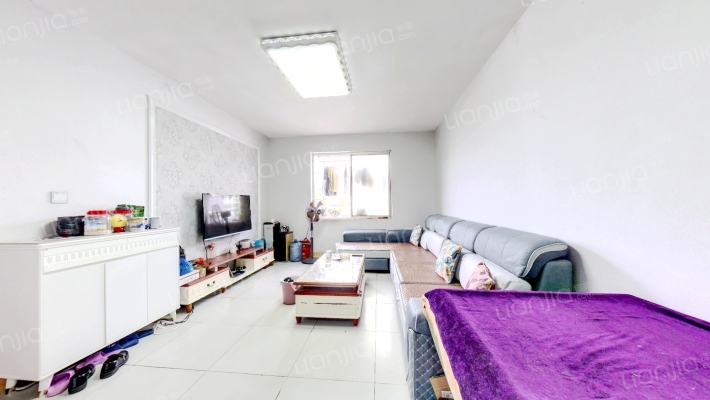 柏林小区卉悦居二手房实景图