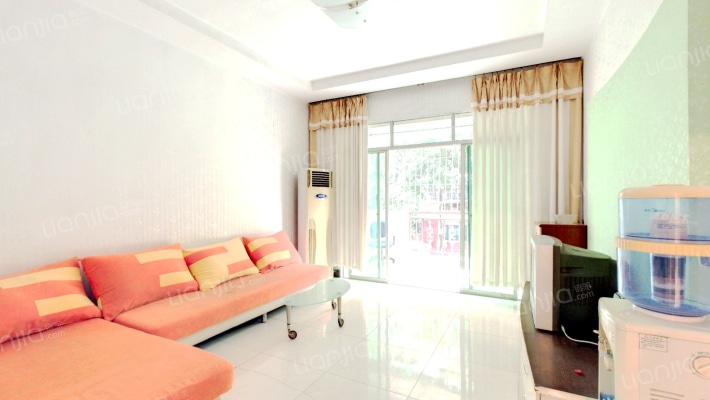 平伟圣园二手房实景图