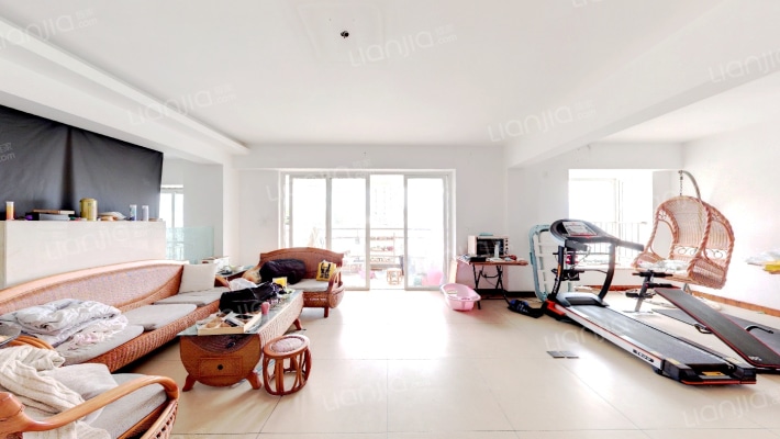 江滨福泰华庭二手房实景图