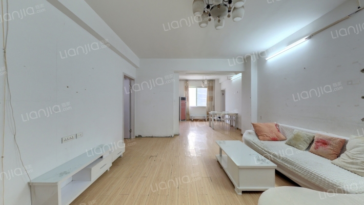 岭秀华庭二手房实景图