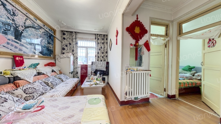 青年南街开发住宅三区二手房实景图