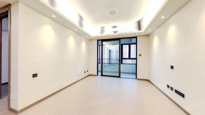 卓越大江悦府二手房实景图