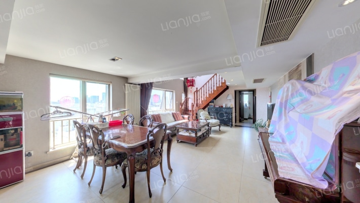 林肯公寓二手房实景图