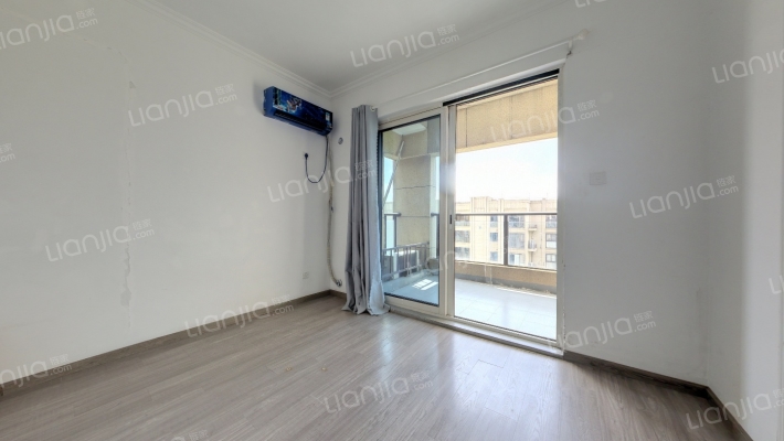 东方尚城东区二手房实景图