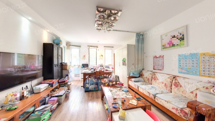 安亭新镇颂苑二手房实景图