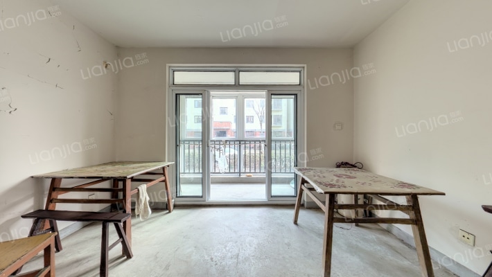 裕鸿佳苑(裕洲路151弄)二手房实景图