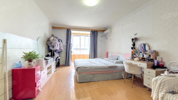 西局欣园南区二手房实景图