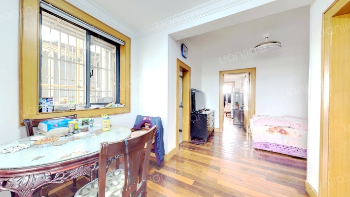 沪南船舶小区二手房实景图