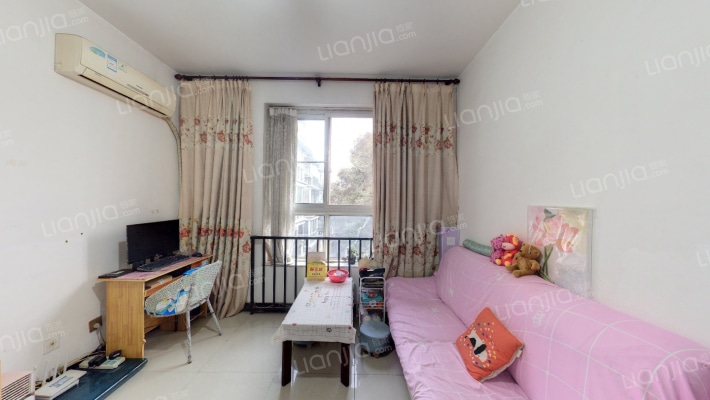 英国小镇月影园二手房实景图