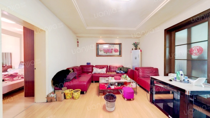 贵铁新苑二手房实景图