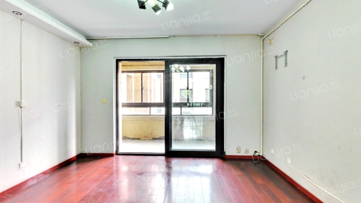 华亭首府二手房实景图