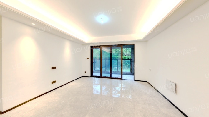 万科金域国际B区二手房实景图