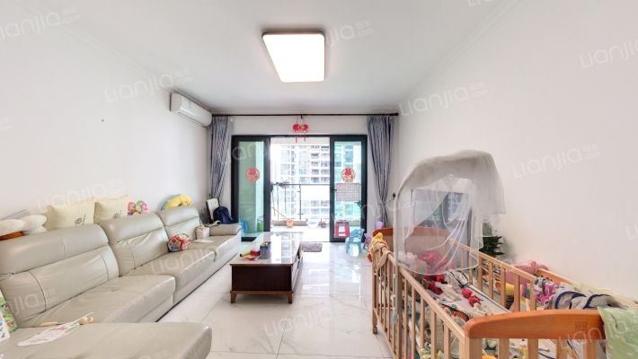 锦绣国际花城3期3区花和苑二手房实景图