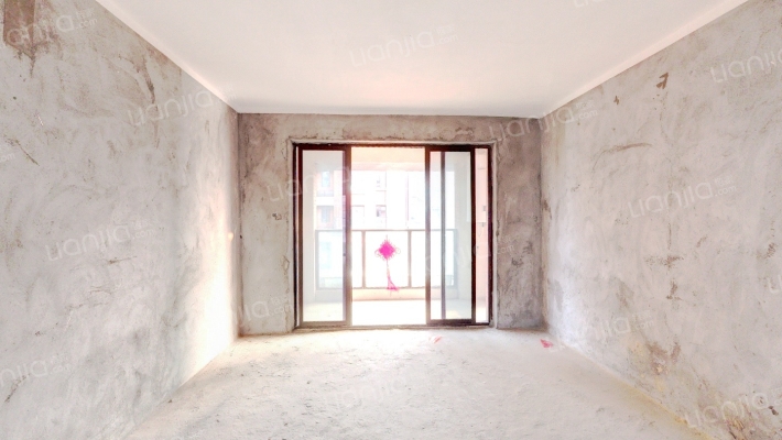 新力龙湾四期二手房实景图