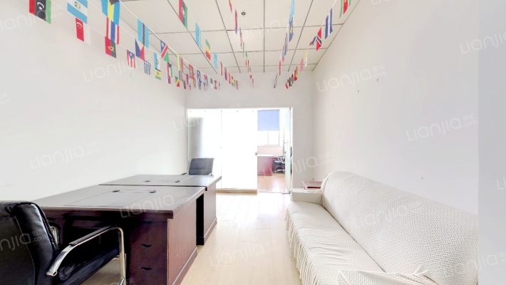 蓝筹国际二手房实景图