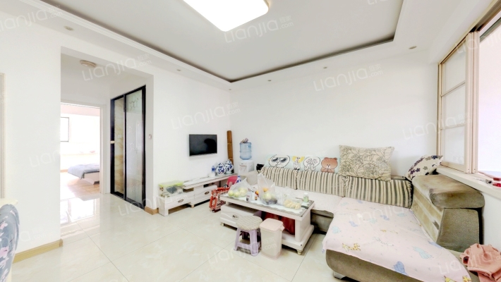 步阳江南甲第三期二手房实景图