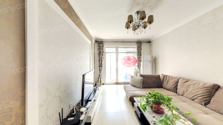 御龙逸城二手房实景图