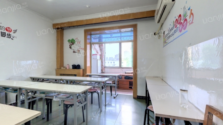 西航三校小区二手房实景图